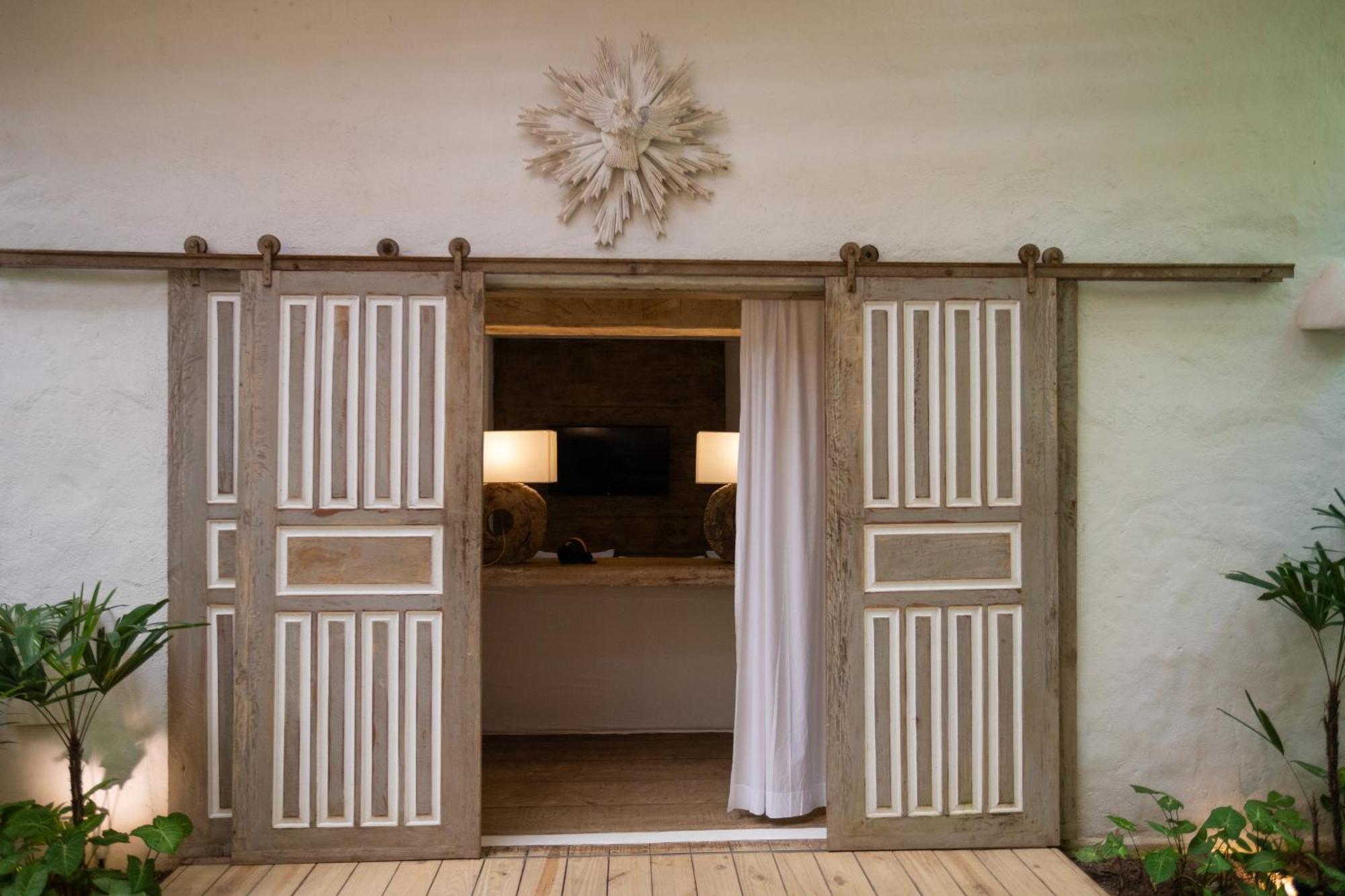 One-Bedroom Bungalow,1587543782:JPEG